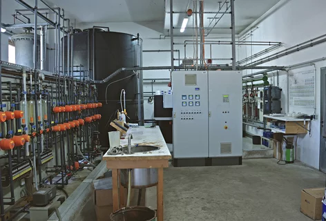 Modernste Technik im Biomasse Heizkraftwerk